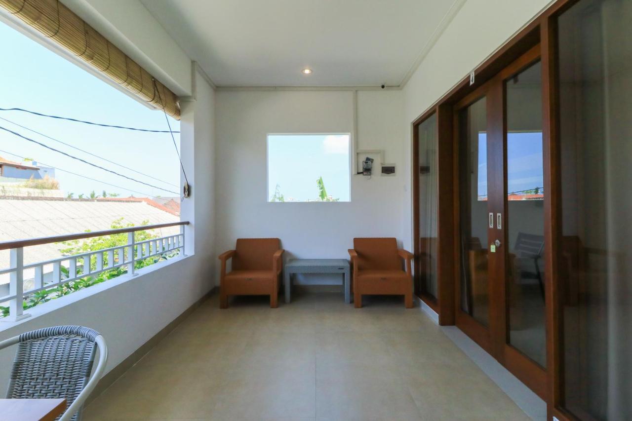 Manu Guest House 2 Canggu Buitenkant foto