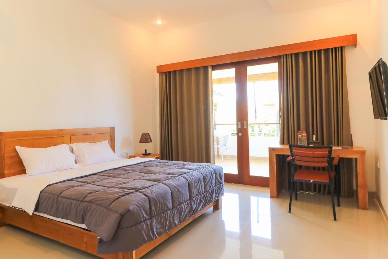 Manu Guest House 2 Canggu Buitenkant foto
